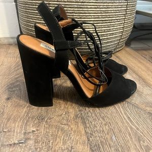 Steve Madden Black Suede Lace Up Heels